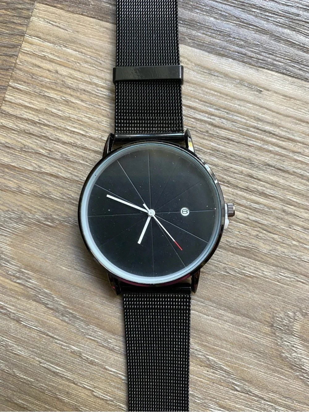 Black Minimalist Mesh Strap Men's Watch
